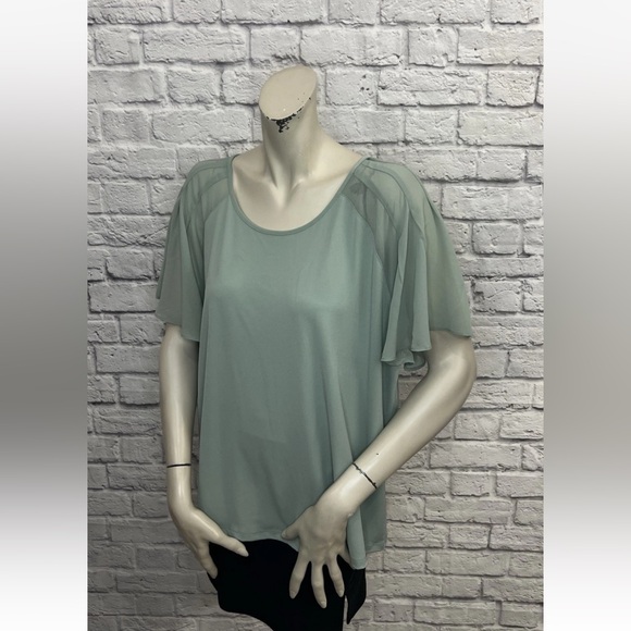 CALVIN KLEIN SAGE GREEN SHORT SLEEVE TOP SIZE XL - Picture 2 of 5
